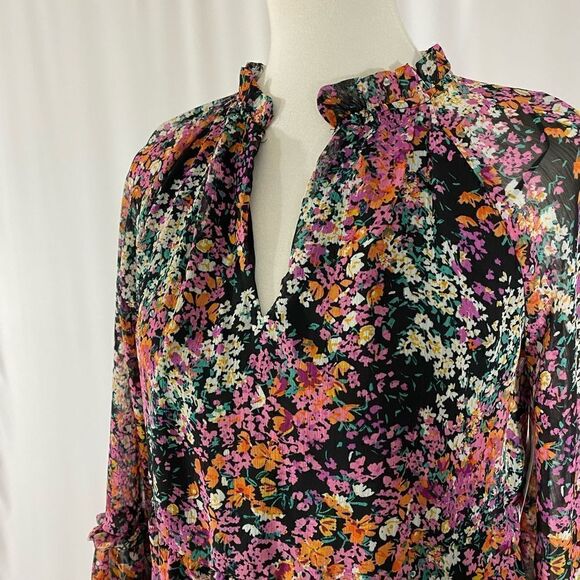 NWT Vince Camuto Floral Dress - Picture 4 of 11